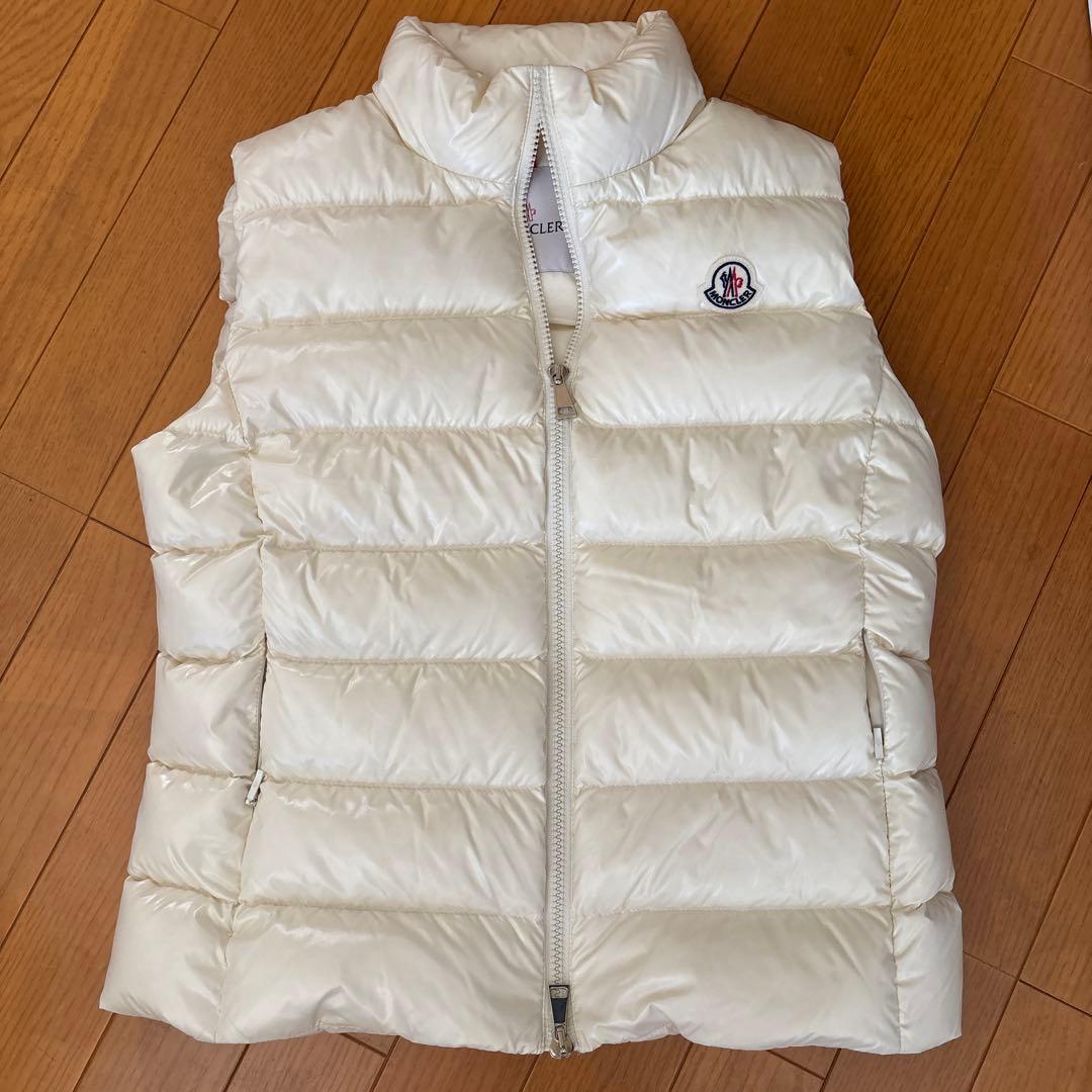 MONCLER アイボリー ダウンベスト サイズ2