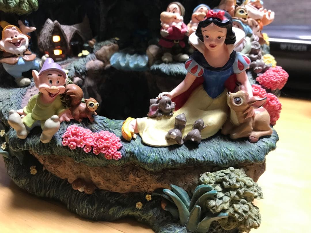 白雪姫と７人の小人たち　置物