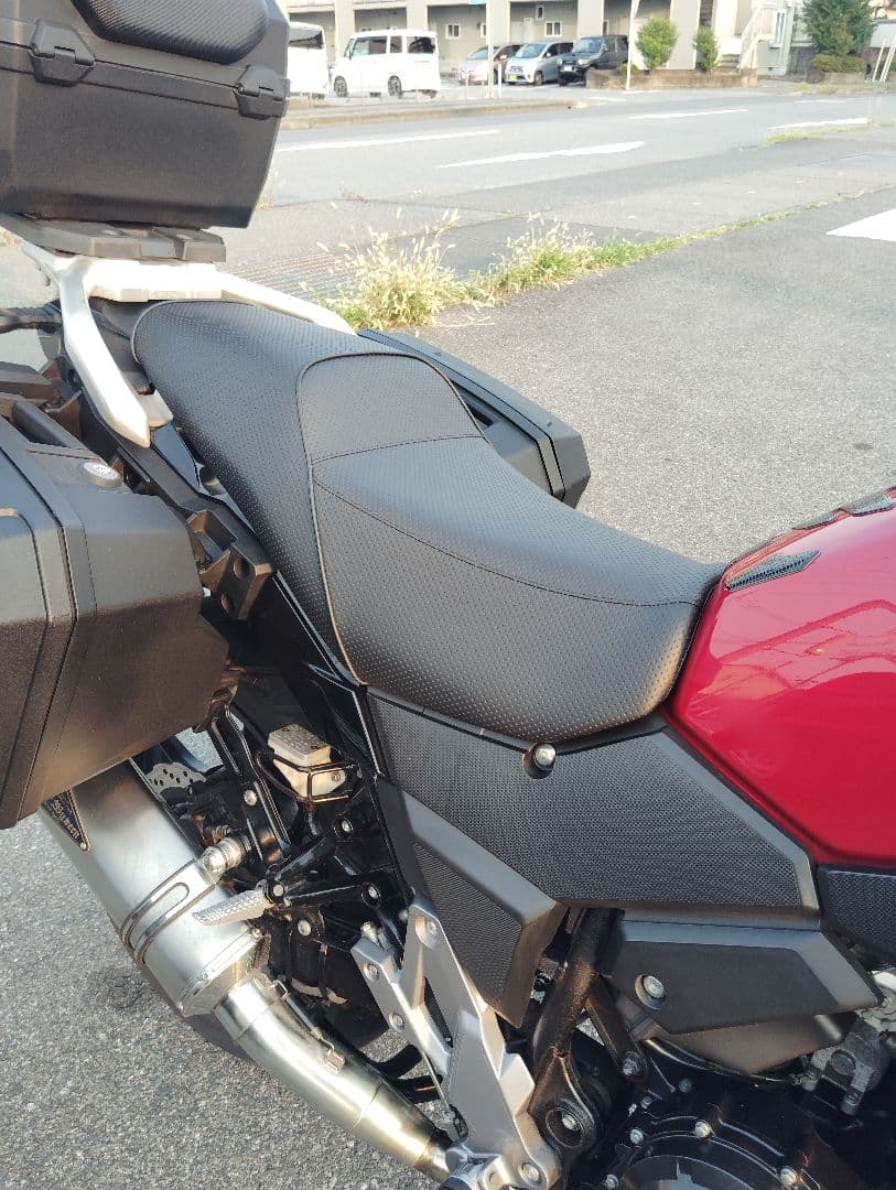 Vストローム２５０cc シート　あんこ増し ハイシート 値下げ交渉応じます。