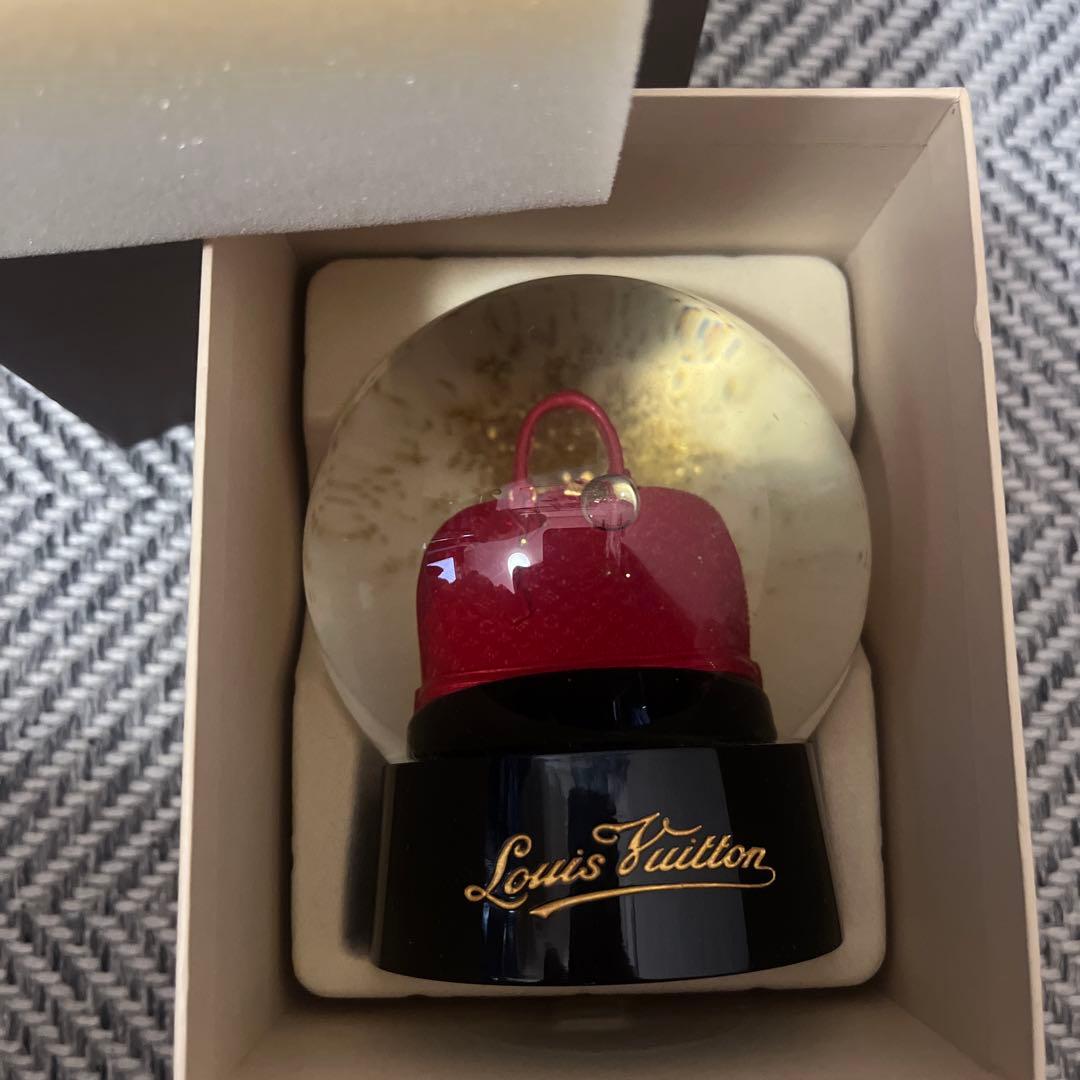 ルイ・ヴィトン スノードーム 赤