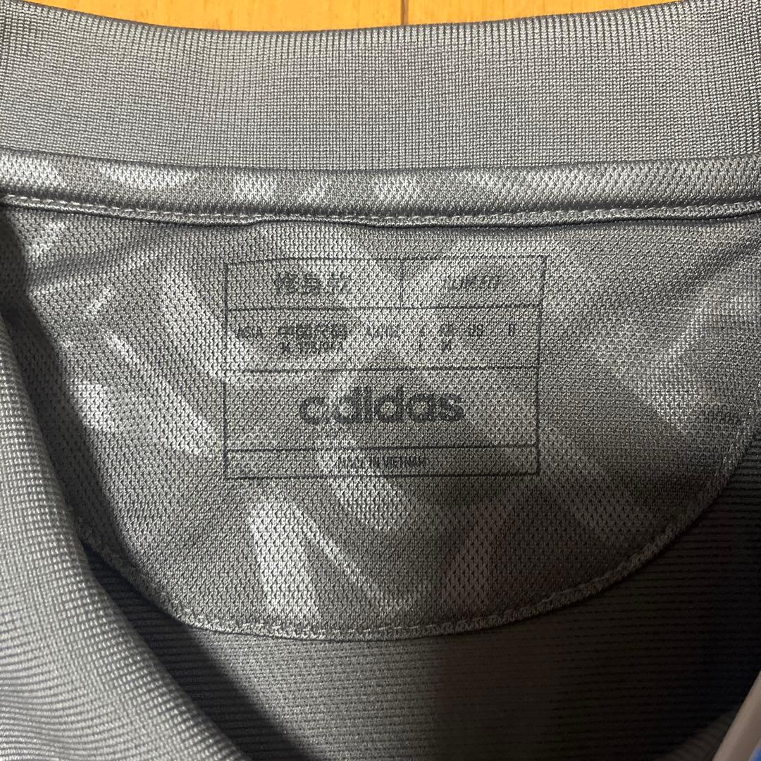 レアル・マドリード adidas グレー シャツ　23-24 3rdユニフォーム