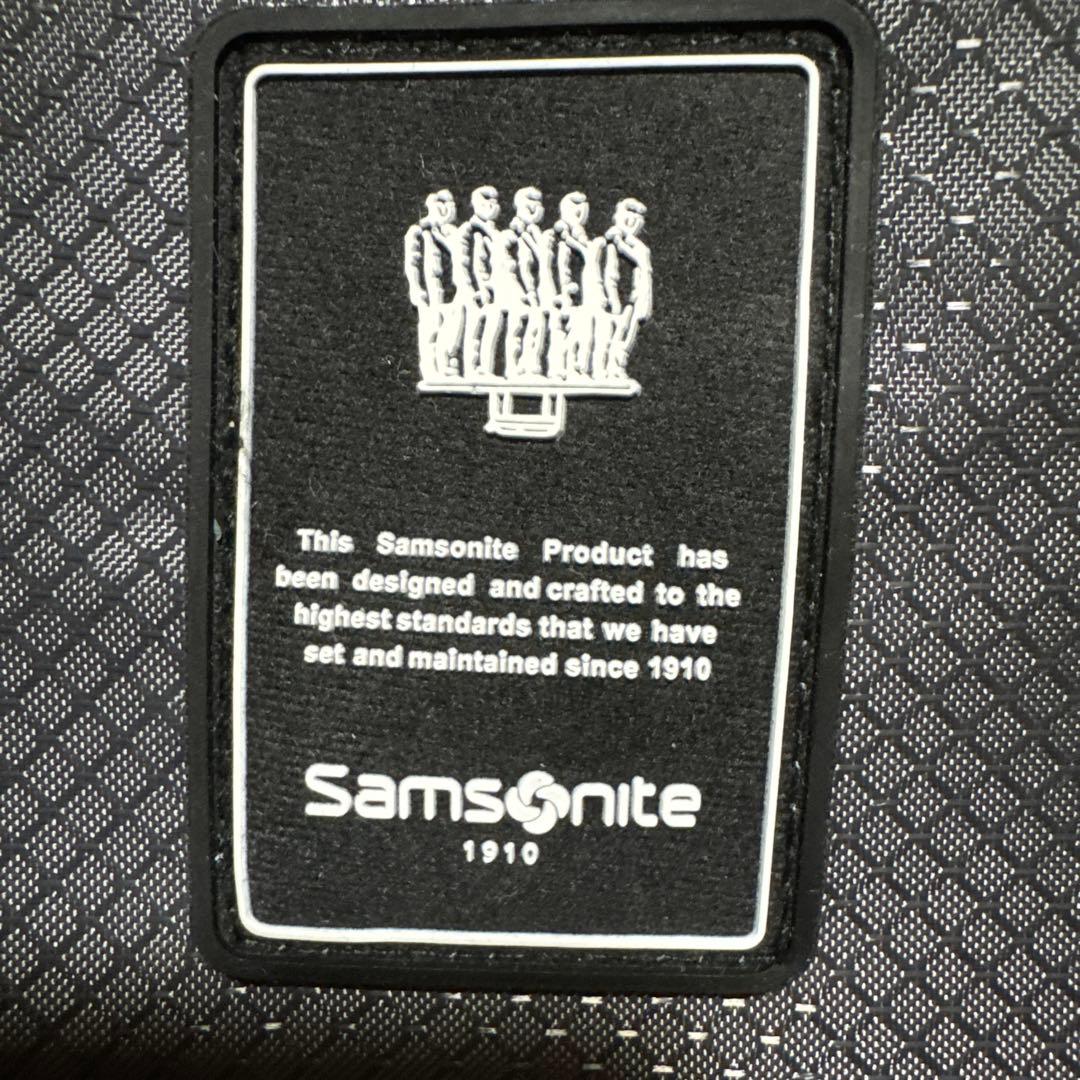 [サムソナイト] キャリーケース EVOA スピナー55 機内持ち込み可