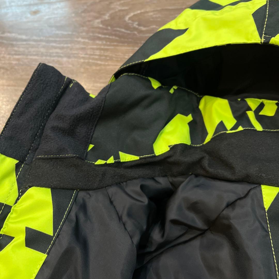 デサント　M美品　スキーウェア　メンズ　男性 セットアップ　上下