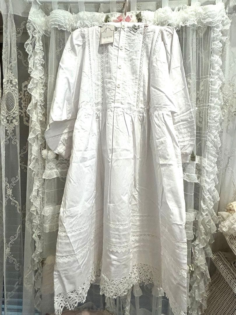 タク付き新品未使用さえらヒスクローネコットン 割烹着おまけ❤️さえらフリフリカゴ❤️