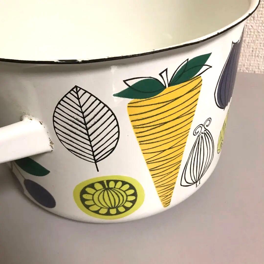 ホーロー鍋　FINEL(フィネル)社製VEGETA(ヴェゲタ) 両手鍋