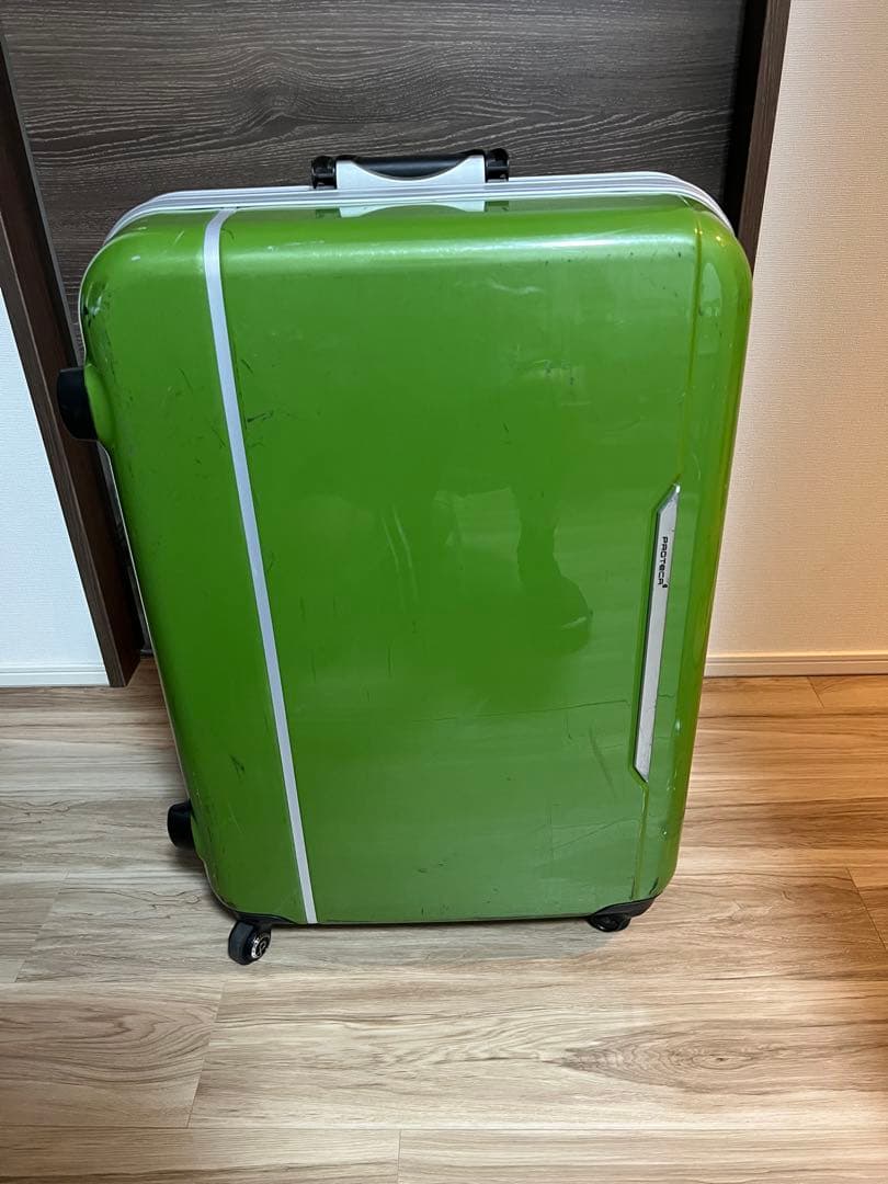 【PROTECA スーツケース（約80L・グリーン）】