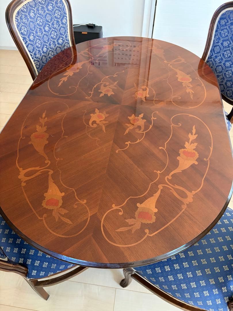 イタリア ダイニングテーブル 135cm 楕円形 象嵌 アッティカ 木製 猫脚