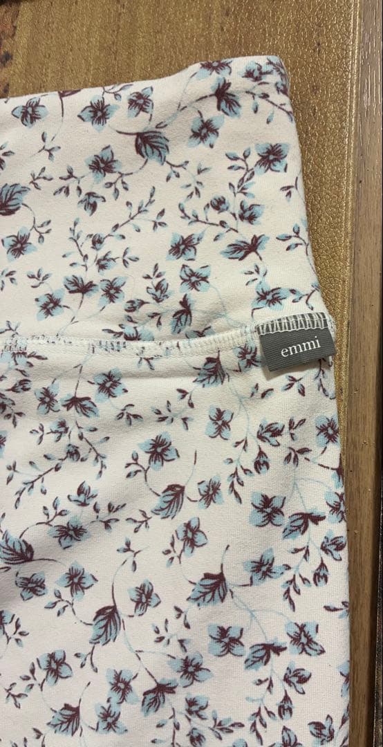 美品　エミヨガ　ヨガウェア　水色×モカ　サイズ1 M相当