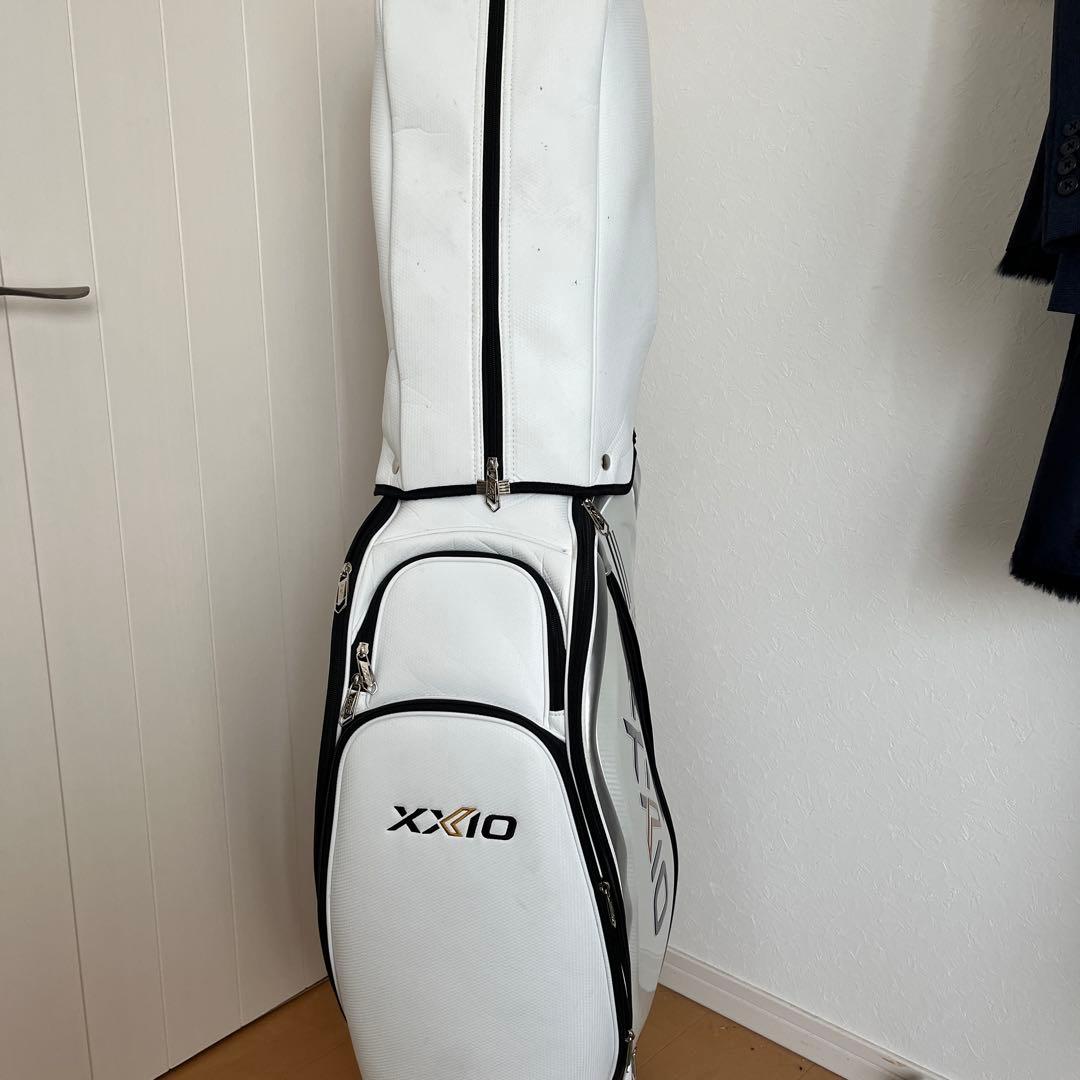 XXIO キャディバッグ ホワイト シルバー