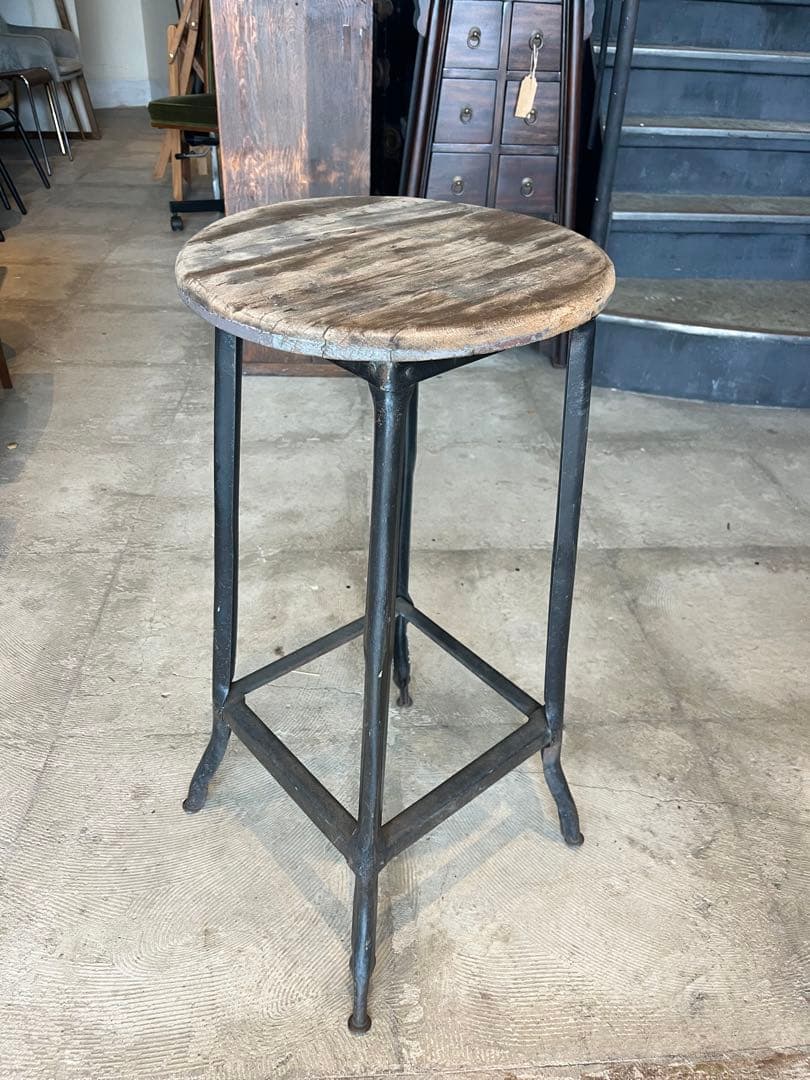 インダストリアルスツール