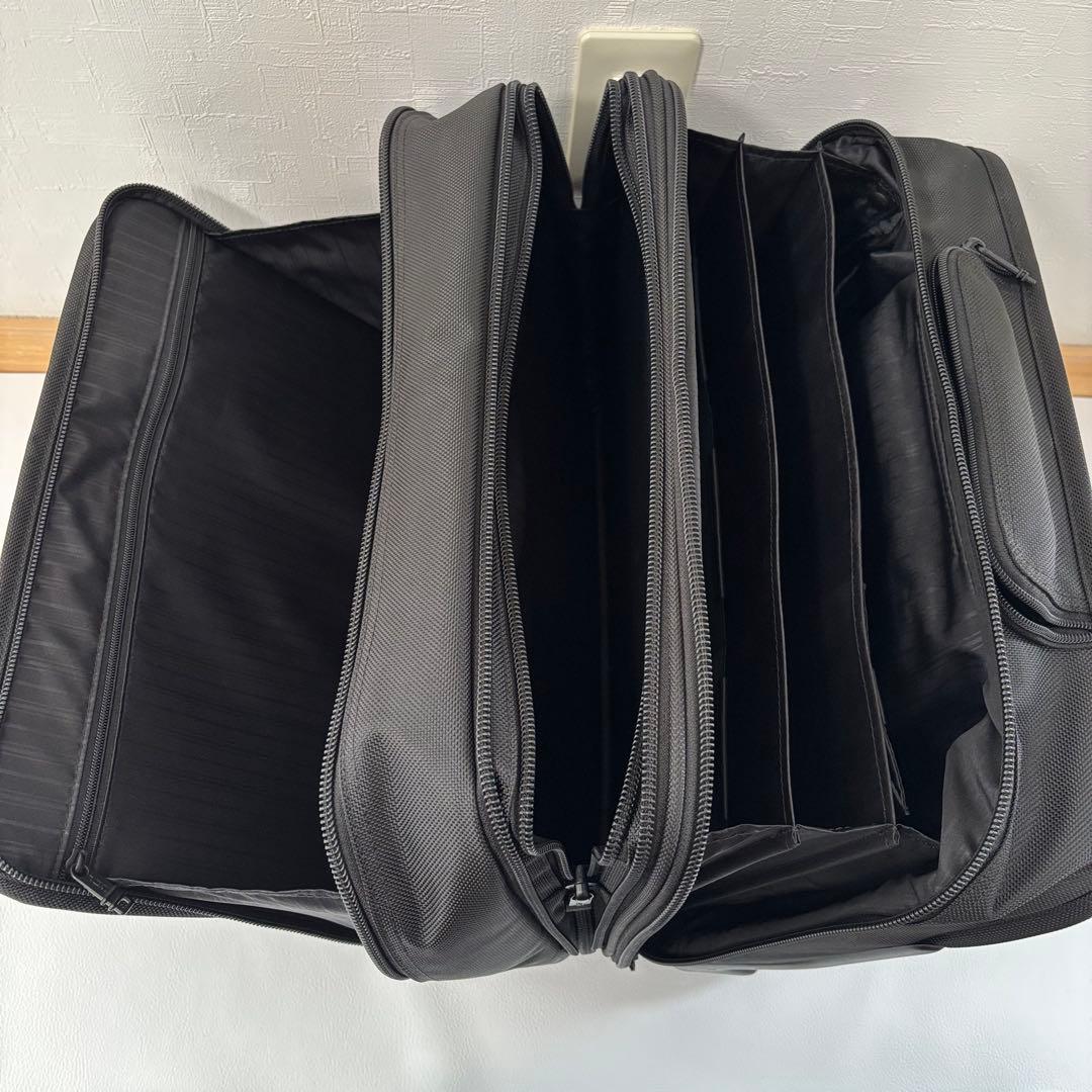 ほぼ美品 TUMI ALPHA アルファ キャリー 拡張機能 26103DH 鍵