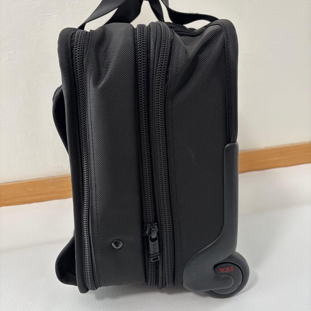 ほぼ美品 TUMI ALPHA アルファ キャリー 拡張機能 26103DH 鍵