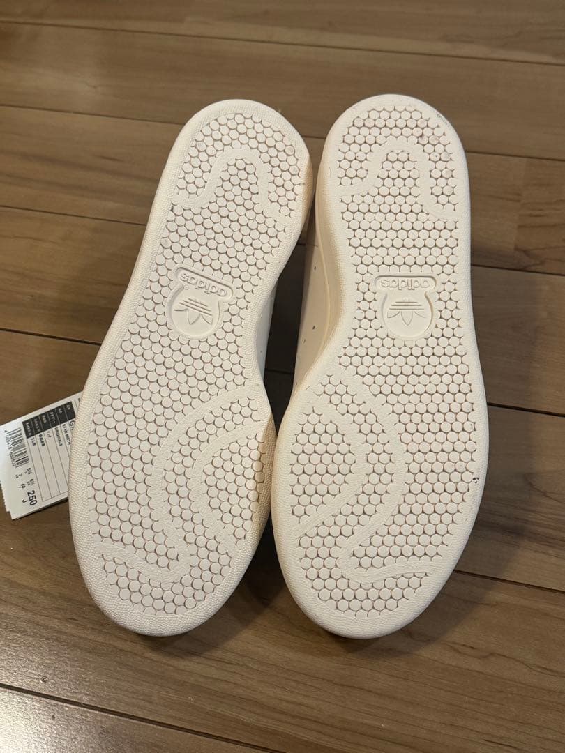 【新品】adidas STAN SMITH 250