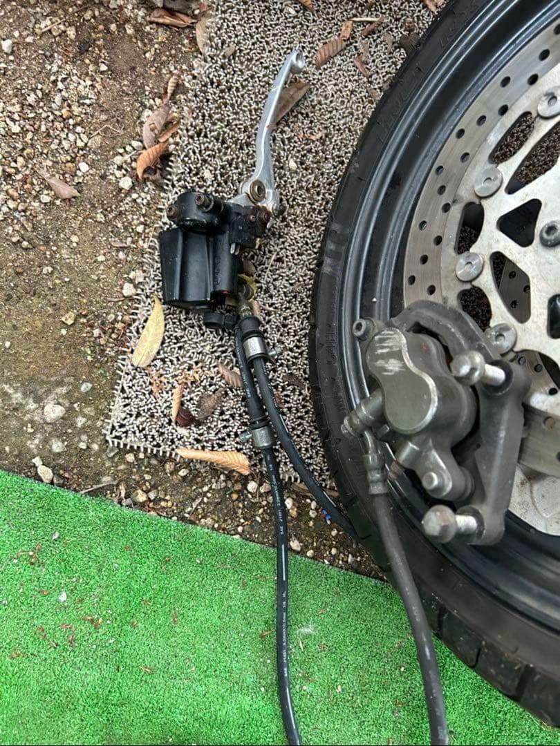 xjr400フロントブレーキ周り