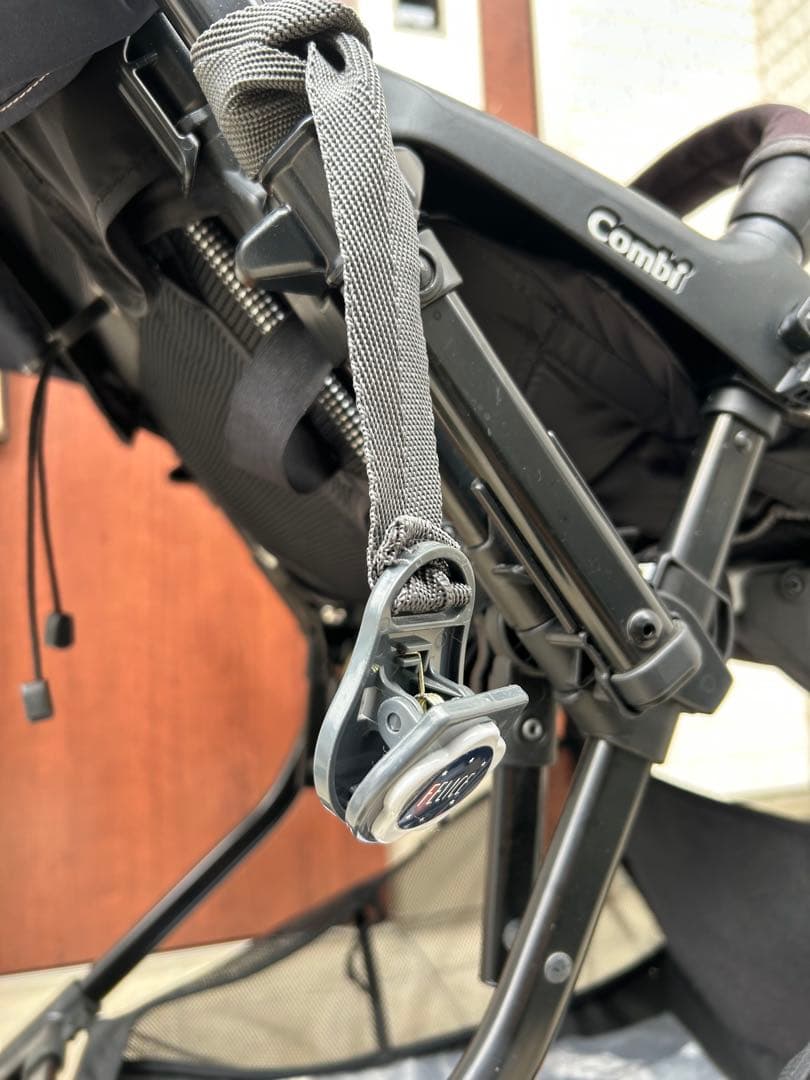 コンビ スゴカルα 4キャス compact エッグショック HK 中古品