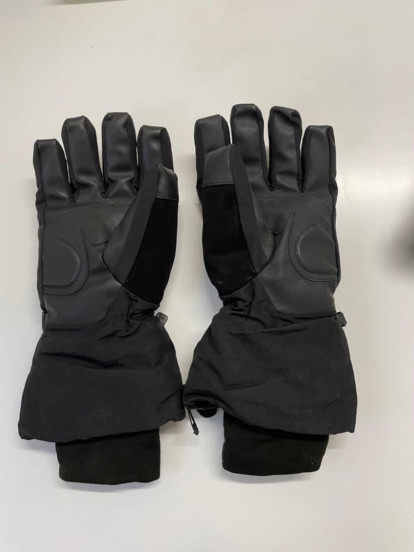 カナダグース　グローブ