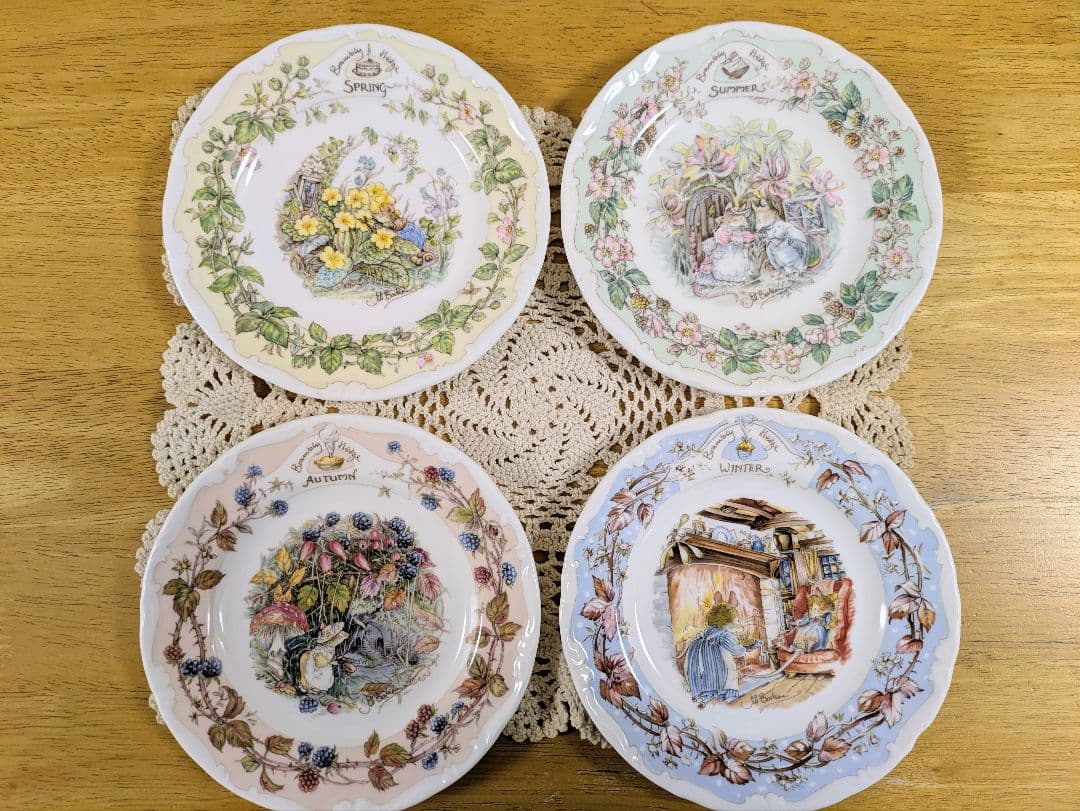 ☆Aqua　ロイヤルドルトン　ブランブリーヘッジ　春夏秋冬　プレート　4枚