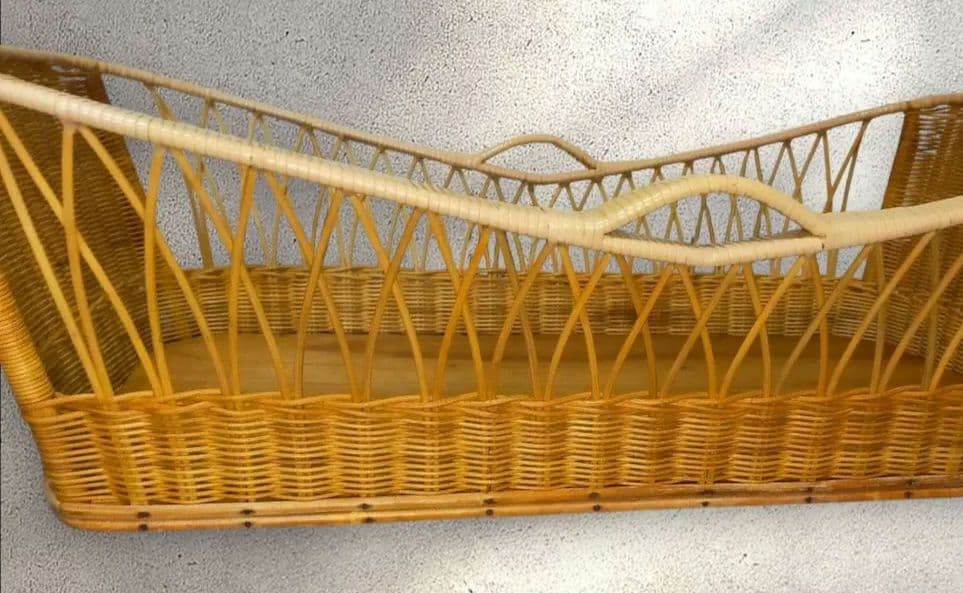 【レトロ】❀ラタン ❀ベビーベッドゆりかご❀ キャスター付き