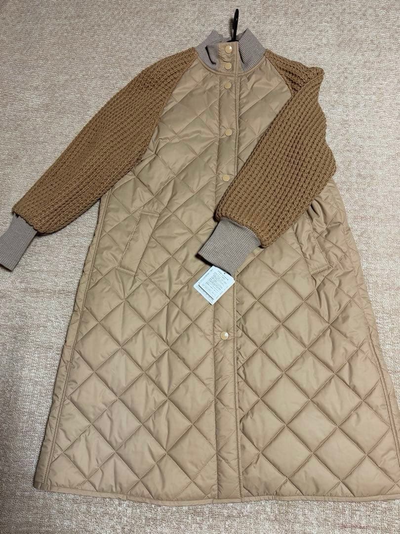 ☆新品☆Herencia ベージュ キルティングXニットスリーブ ロングコート