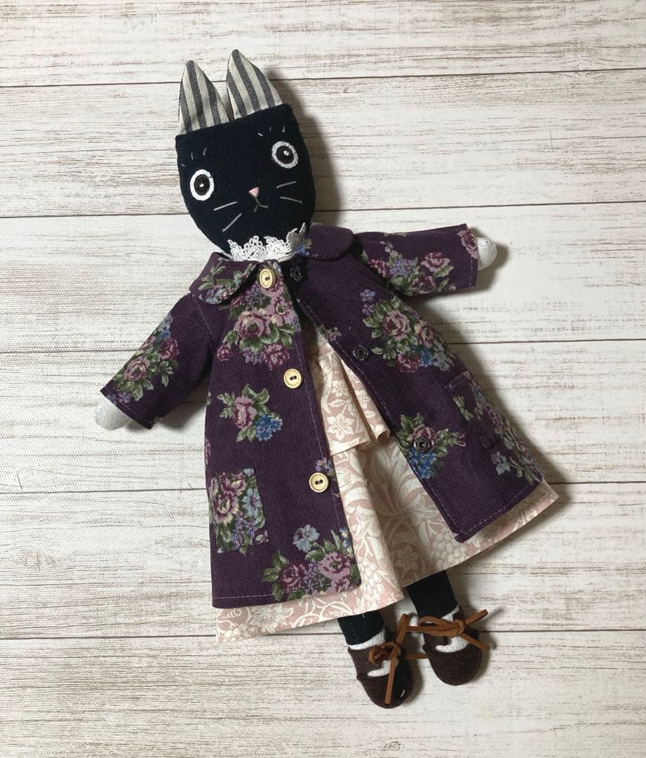 ハーイ❤️さま専用です まんまるお目の黒ねこさん