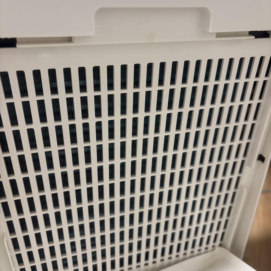 【ジャンク品】SHARP衣類乾燥除湿機 CV-L180