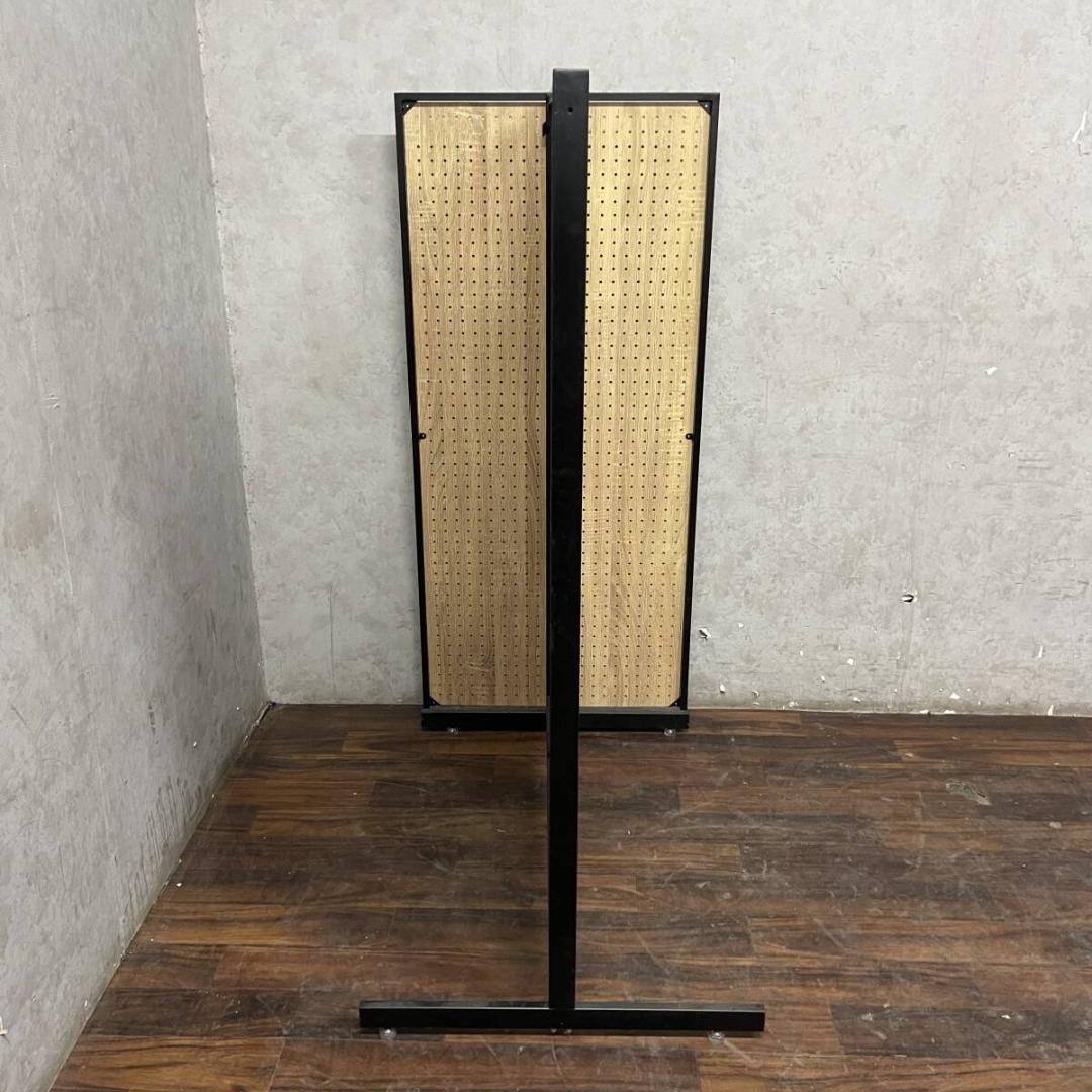 有孔ボード 陳列棚 展示 ディスプレイ ラック T字 中古 店舗什器