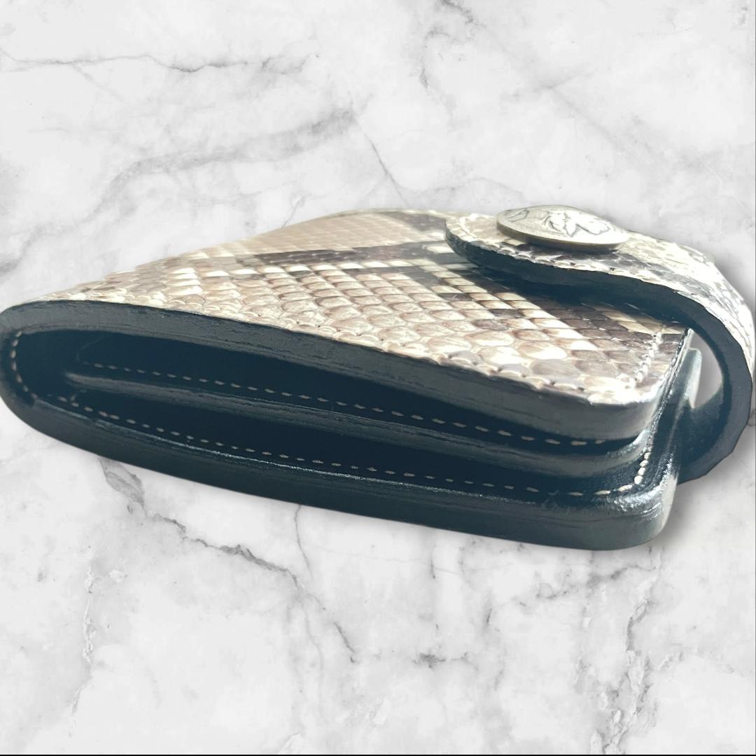 KC,s パイソン 二つ折り財布 バイソンコンチョ 本革 箱付