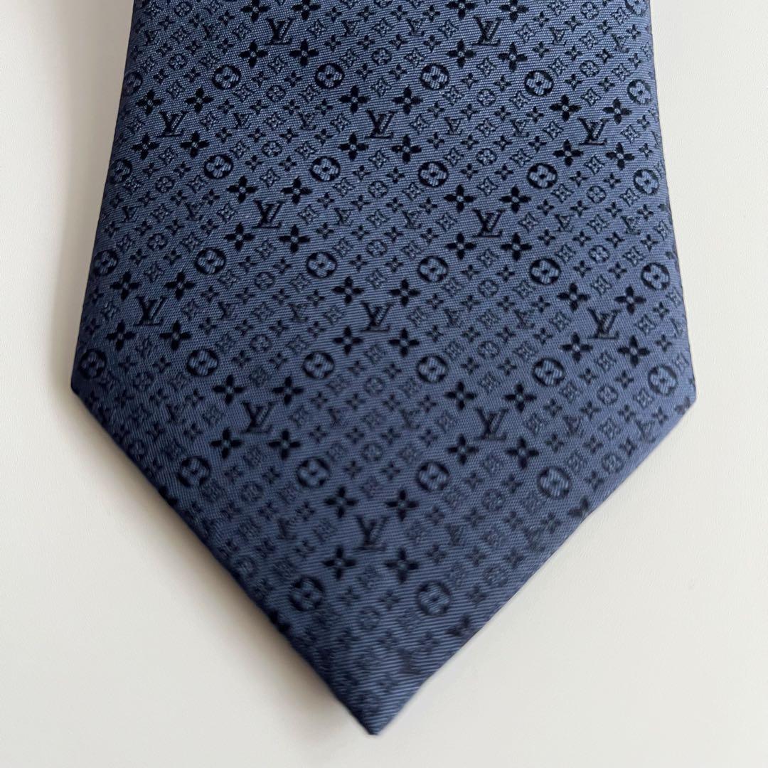 新品 未使用　LOUIS VUITTON　ルイヴィトン　ネクタイ　モノグラム