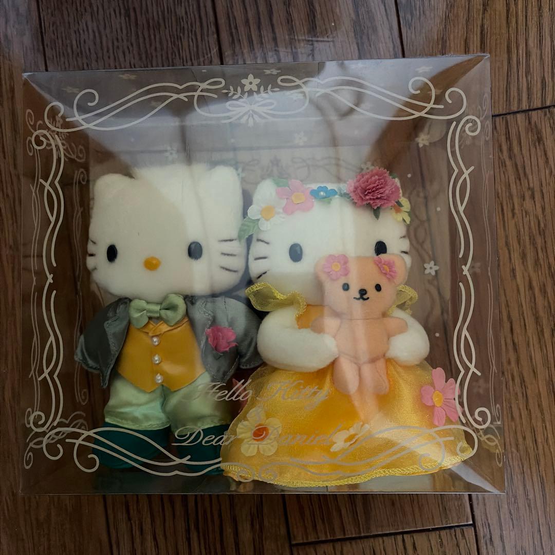 サンリオ ハローキティ ダニエル フラワードレスドール ぬいぐるみ