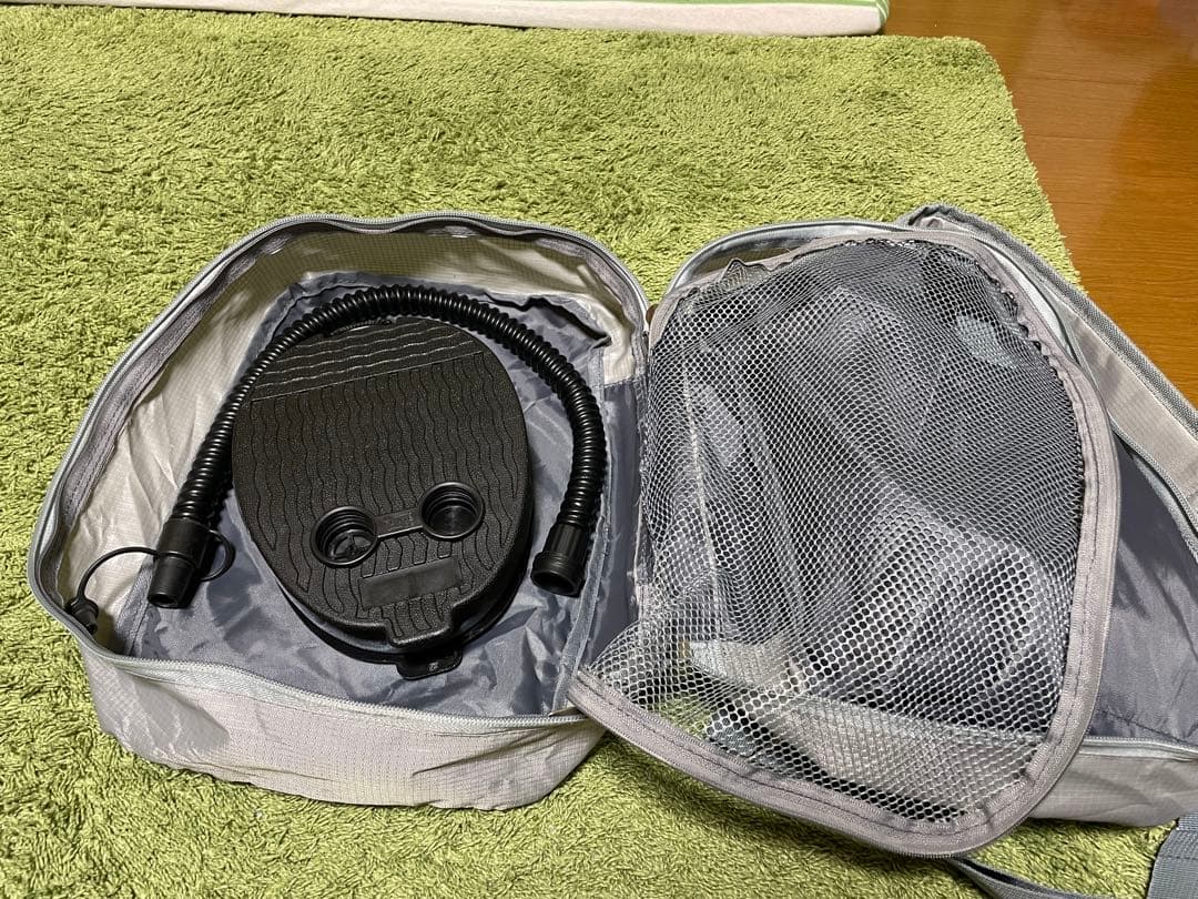 FLY-Tot フットレスト ポンプ付き グレー