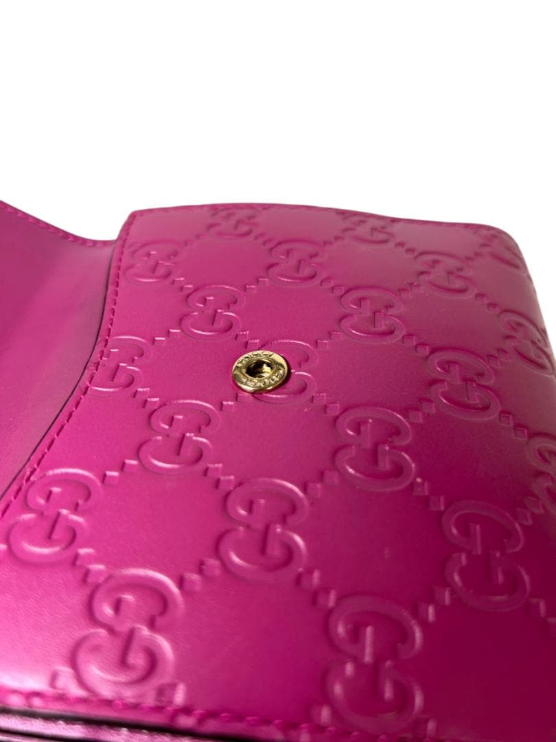 GUCCI（グッチ）グッチシマレザー 二つ折り財布 Wホック リボンモチーフ