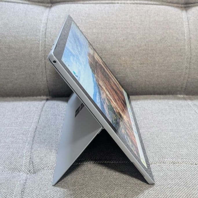 【美品／バッテリー良好】Surface Pro 7 i3 4GB 128GB s