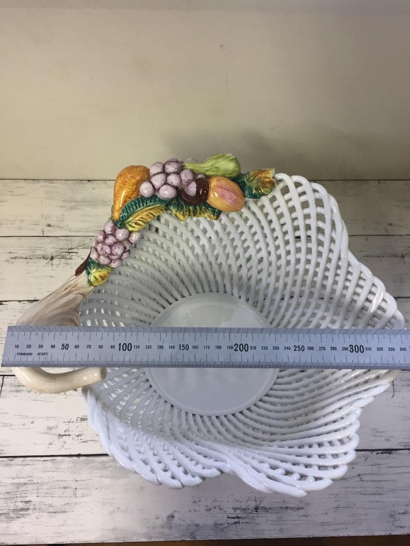 イタリア製　陶器　大きな小物入れ　バスケット　Z4129