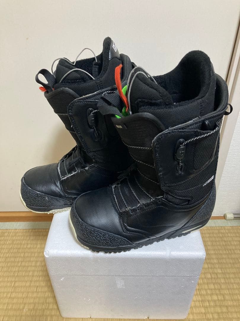 BURTON Ruler アジアンフィット25.5cm