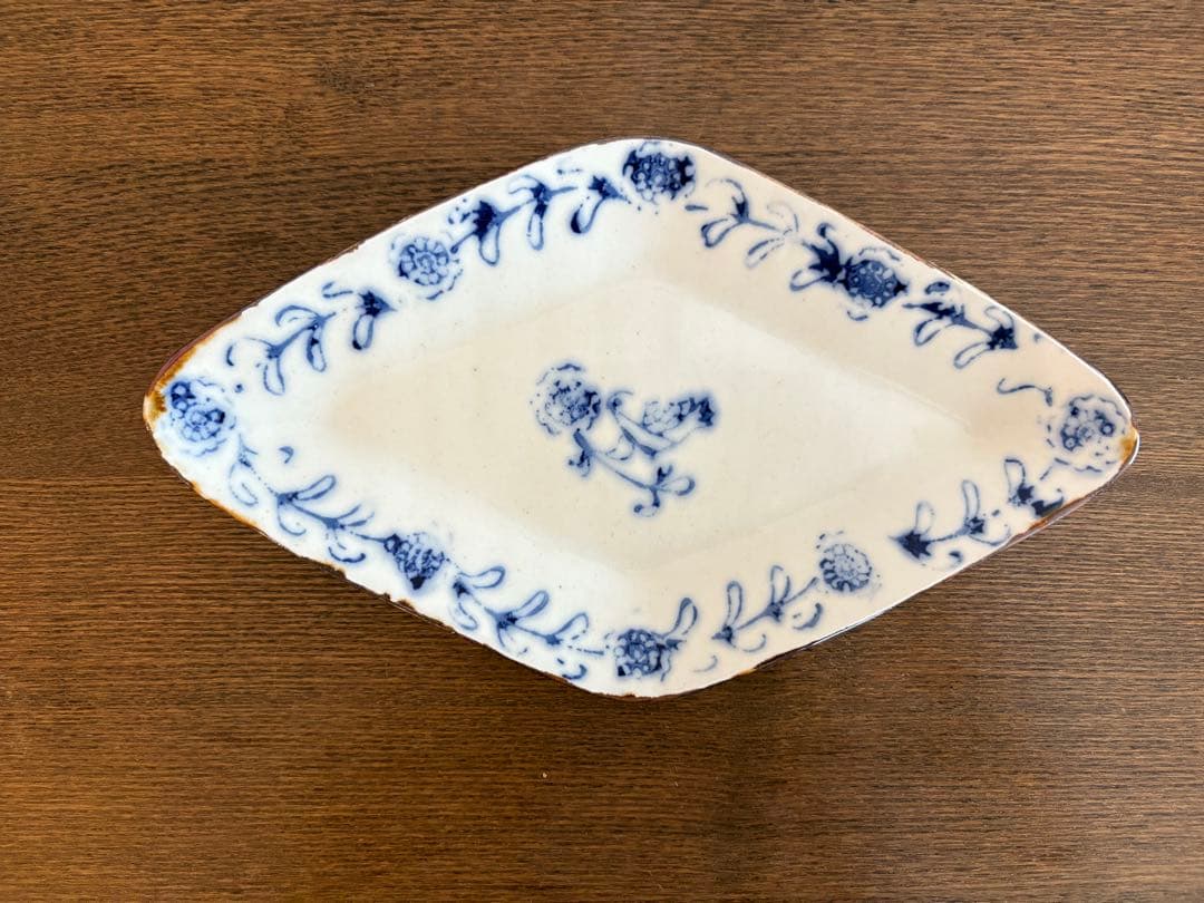 伊藤聡信　白釉印判菱皿　2枚セット