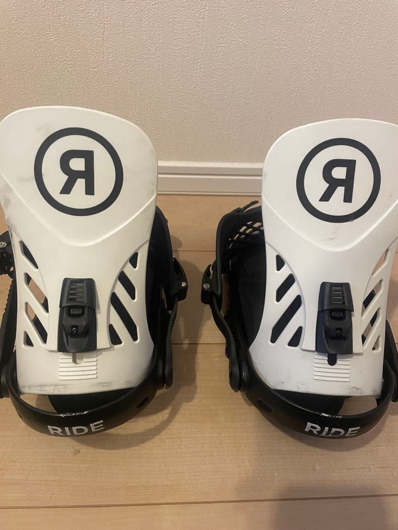値下げ　RIDE スノーボード ビンディング ホワイト/ブラック