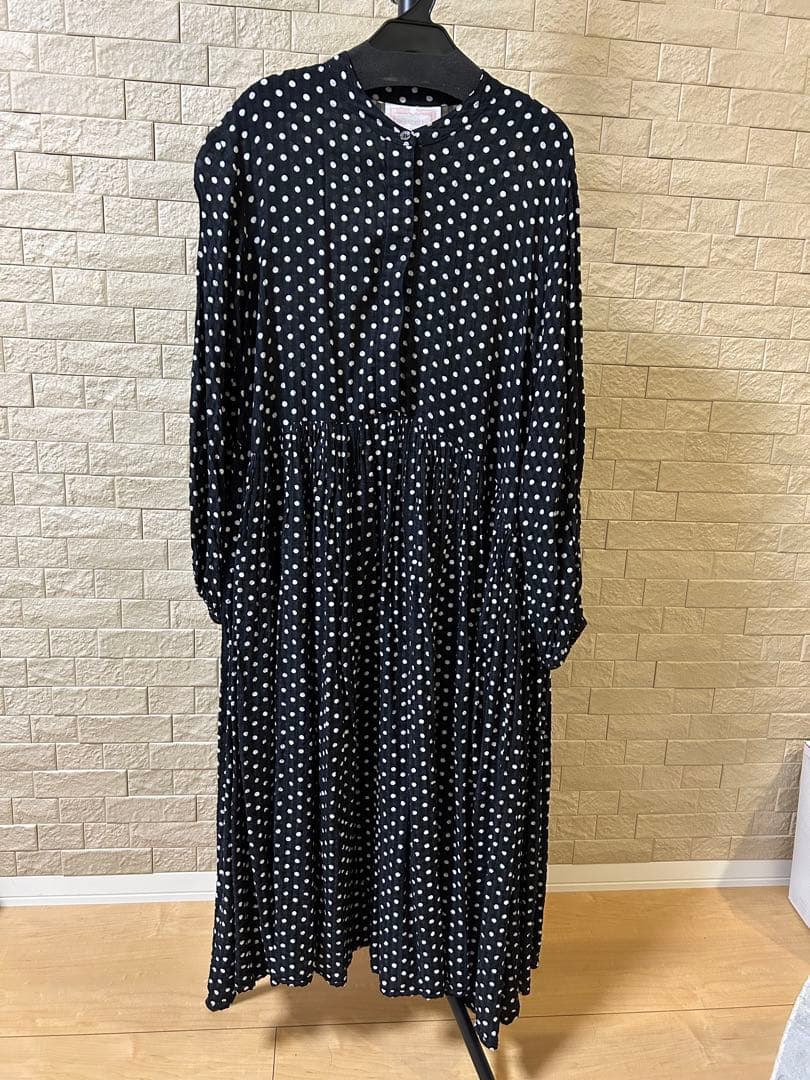 ビアズリー◎ドットギャザーワンピース