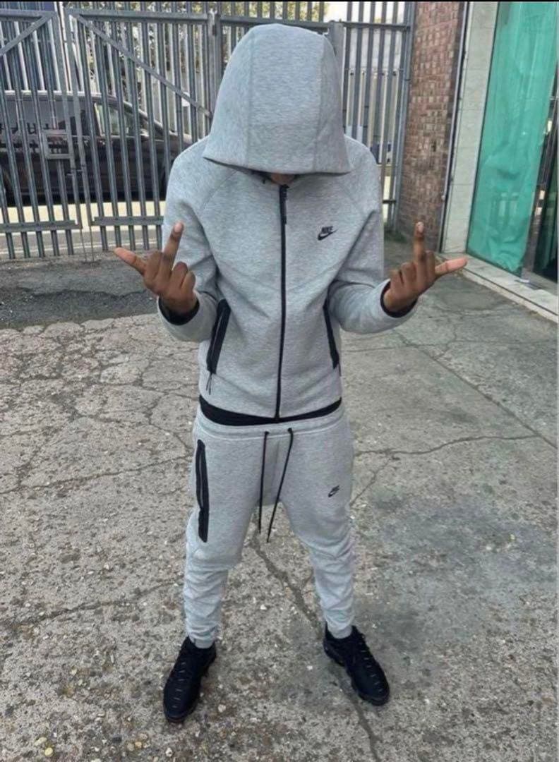 NIKEテックフリースセットアップ サイズM