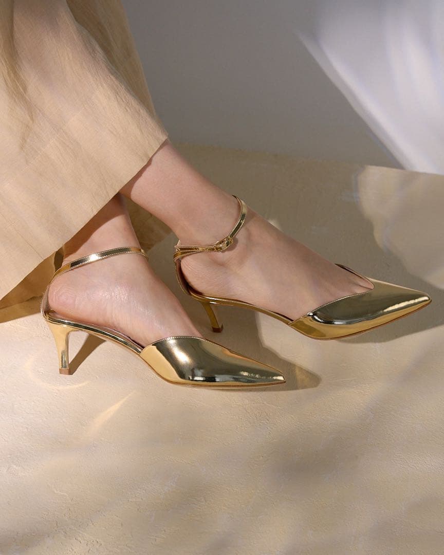 【NEBULONI E.】ポインテットパンプス