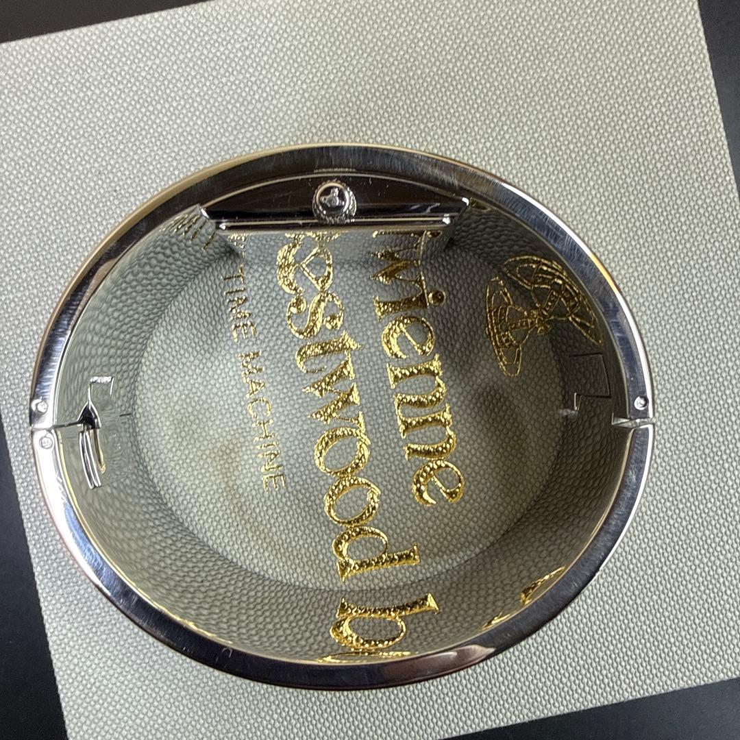 腕時計 Vivienne Westwood バングルウォッチ