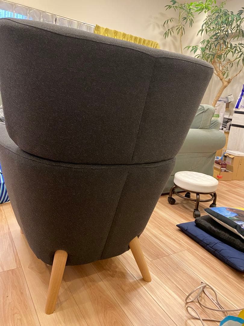 IKEAグレー ファブリック 1人掛けソファ