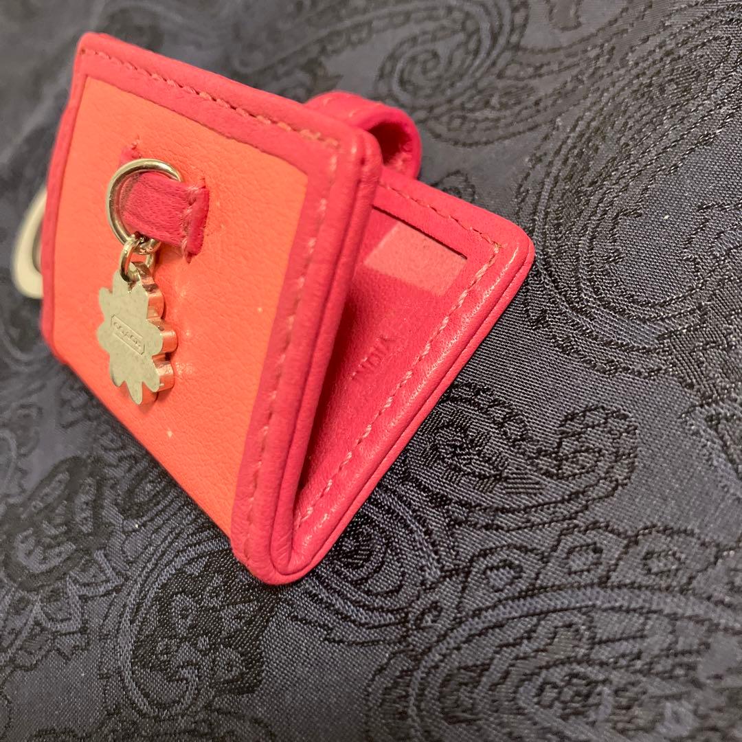 COACH キーリング　キーホルダー　フォトフレーム　チャーム　フラワー　ピンク