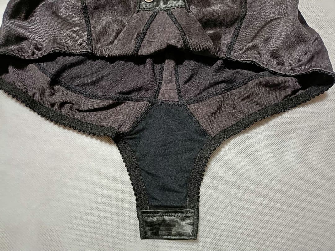 美品　MARUKO　カーヴィシャス　ボディスーツ　D75L　補正下着　マルコ