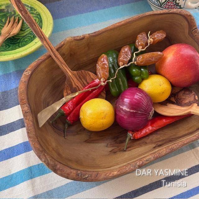 オリーブの木 個性あふれる１点もの　特大ボウル　もりもりの果物を乗せて