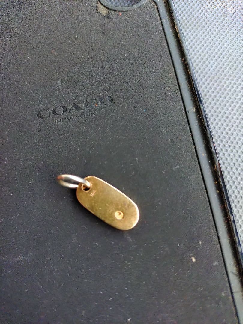 BWL ビルウォールレザー　１８K ロゴプレートペンダントトップ