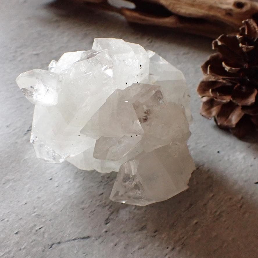 【40%OFF】アポフィライト／インド産／60mm×74mm×50mm