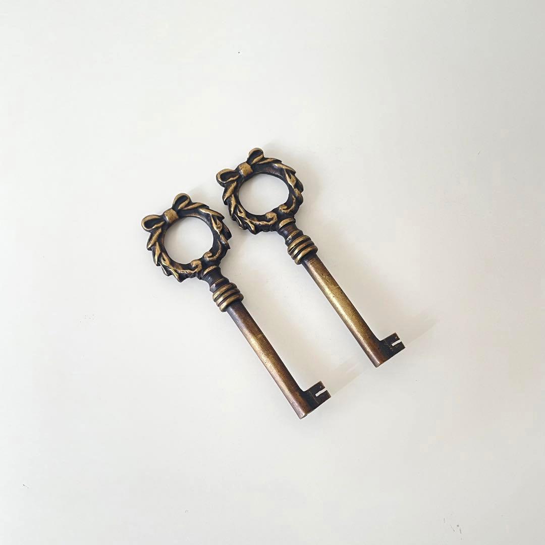 鍵付き アンティーク チェスト ハンプトンIIシリーズ 5D 白家具 姫 ロココ