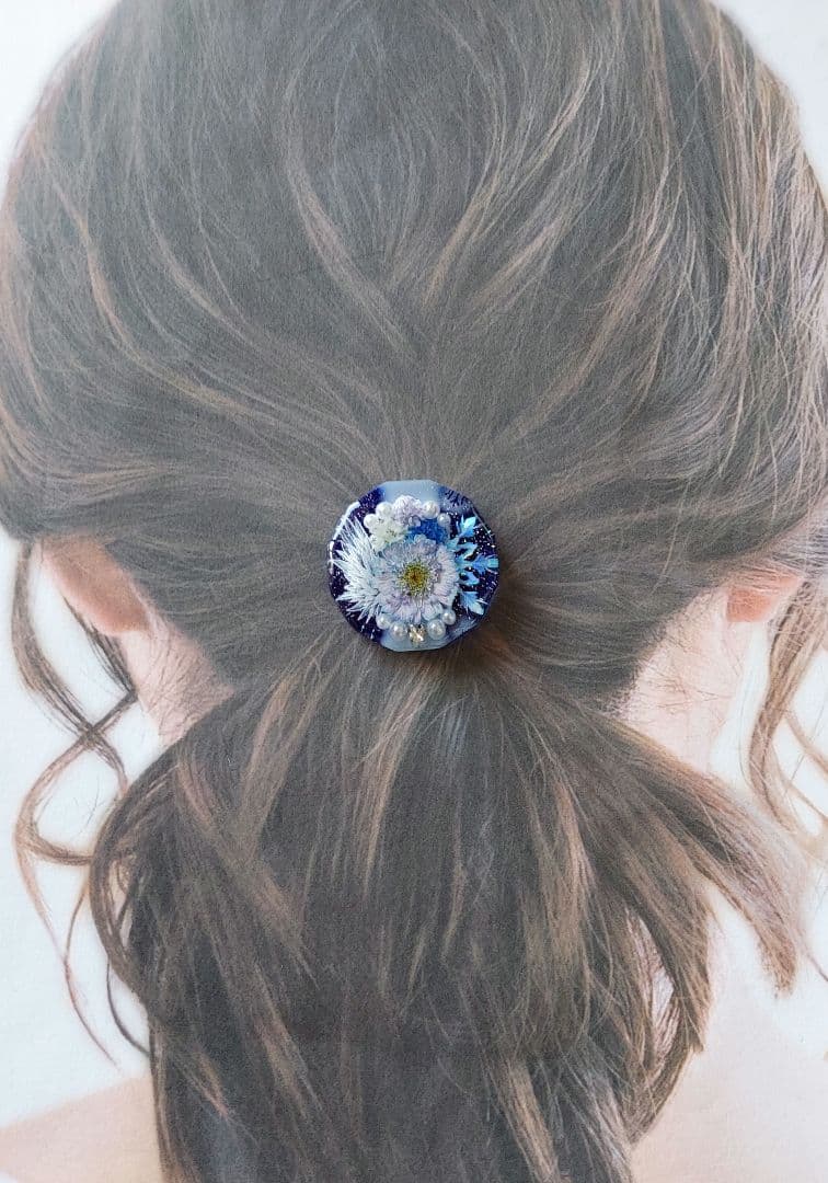 【1674】レジン　マトリカリア　ヘアゴム　ポニーフック　ブロ―チ　ハンドメイド