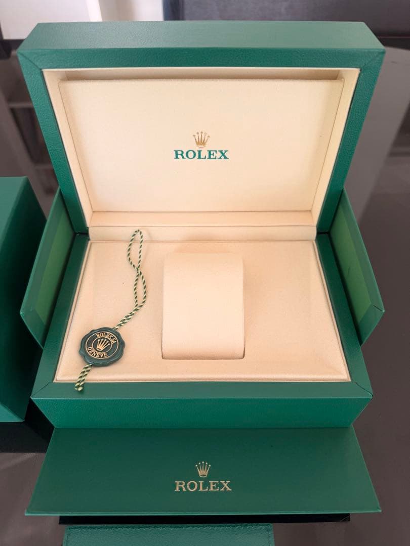 ⭐️ 正規品 ROLEX ロレックス 純正ボックス 箱 ⭐️ 最新モデル・極美品