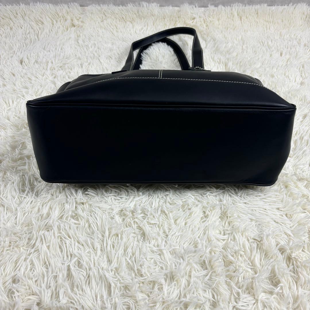 極美品　現行　Coach コーチ　ブラック　トートバック　大容量